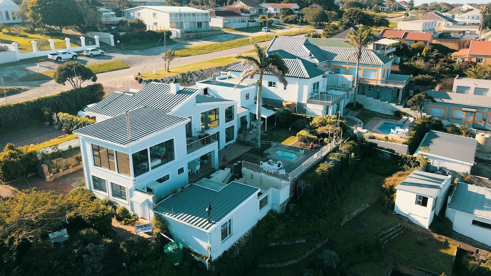 The Lookout Guest House — 4-Star Luxury Hotel in Port Alfred, South Africa