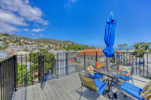 302CL 302 Claressa in Avalon, United States