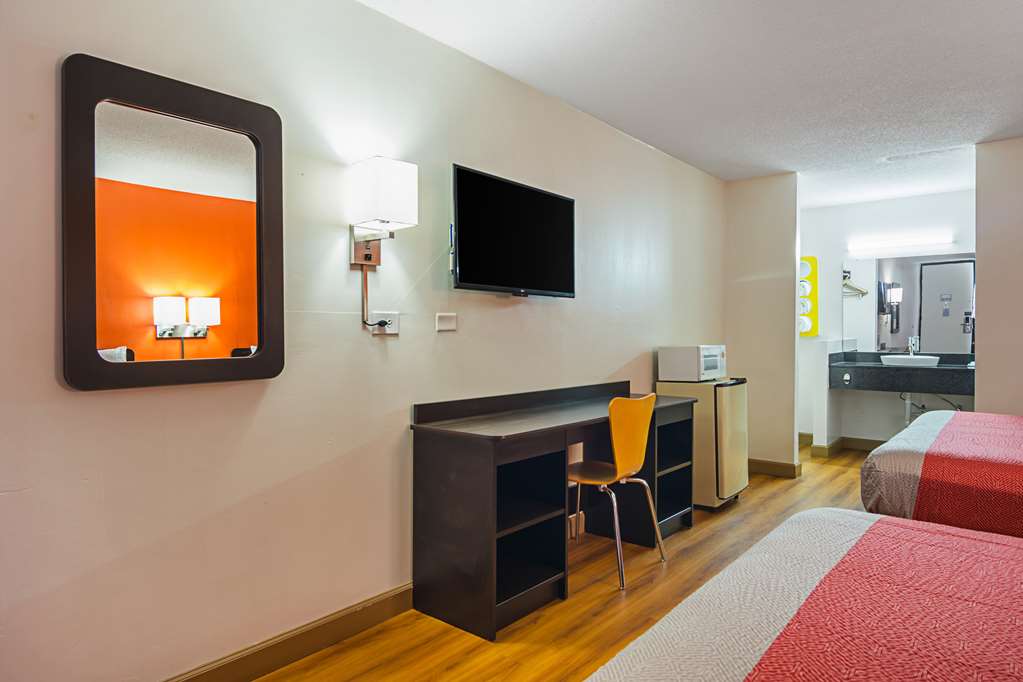 Motel 6 Cleveland TN - photo 17