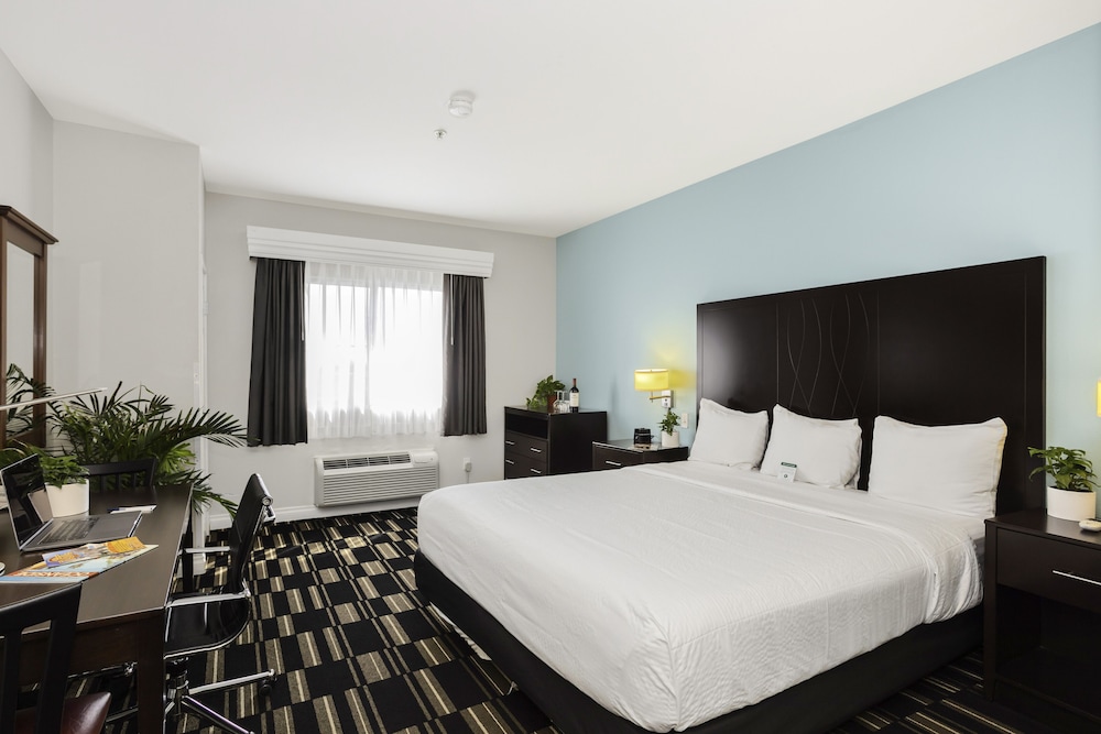 The Hotel Oceanside - photo 45