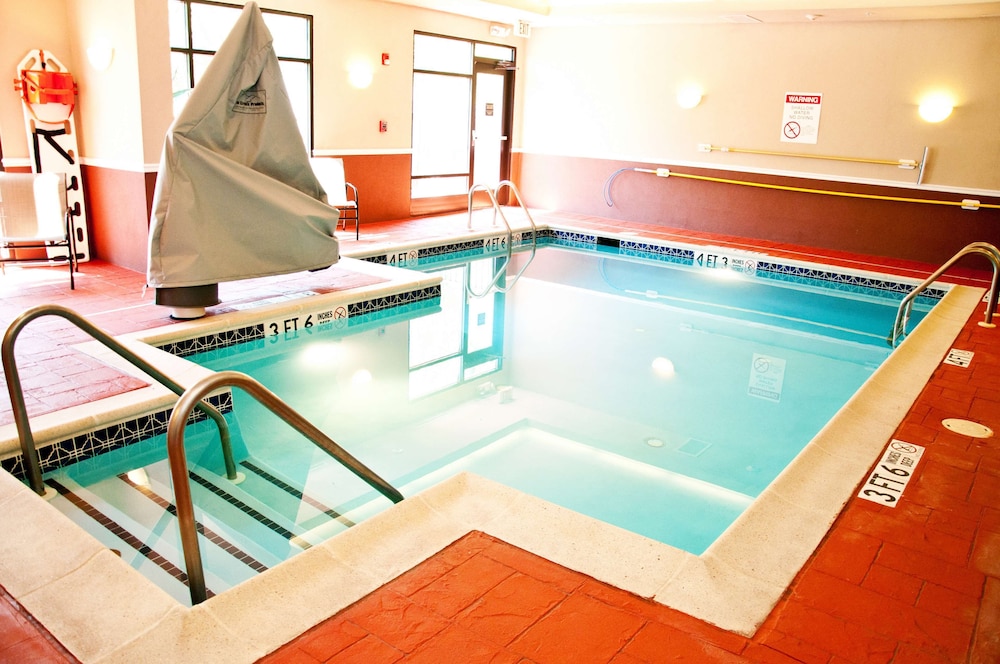 Hampton Inn Doylestown - photo 41