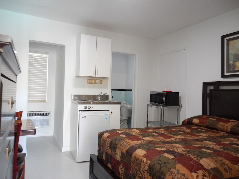 Shell Motel - photo 9