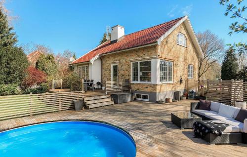 3 Bedroom Pet Friendly Home In Jonstorp — 4-Star Luxury Hotel in Jonstorp, Sweden