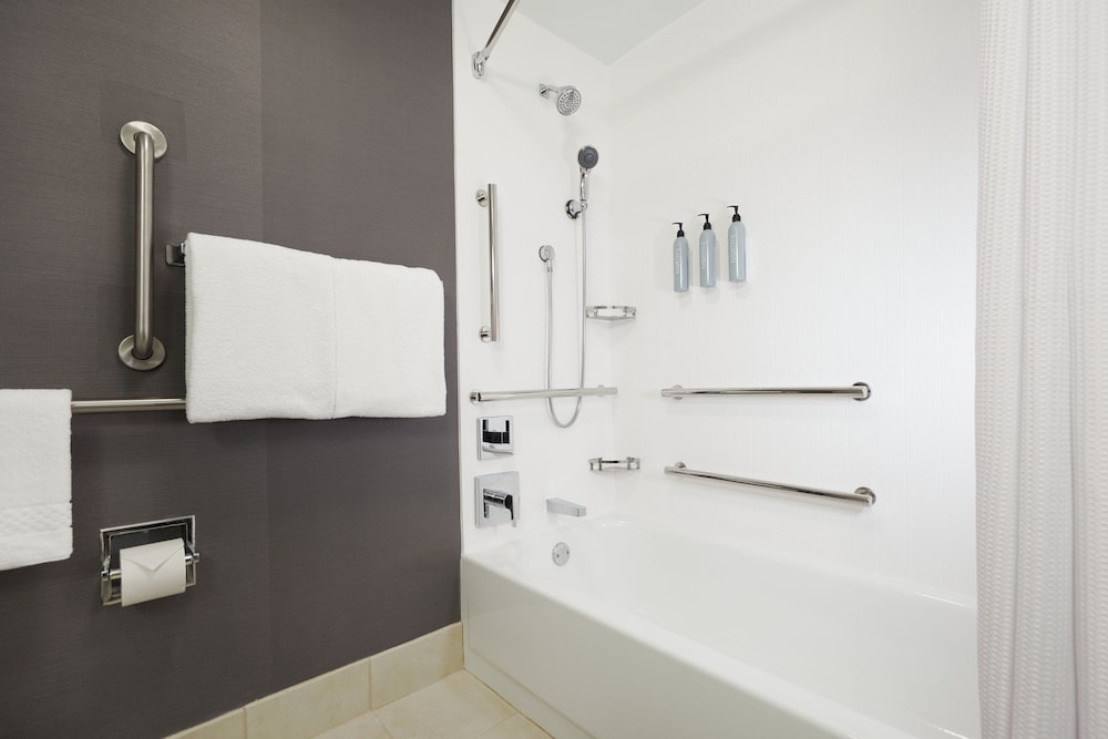 Courtyard by Marriott St. Louis Downtown West - photo 21