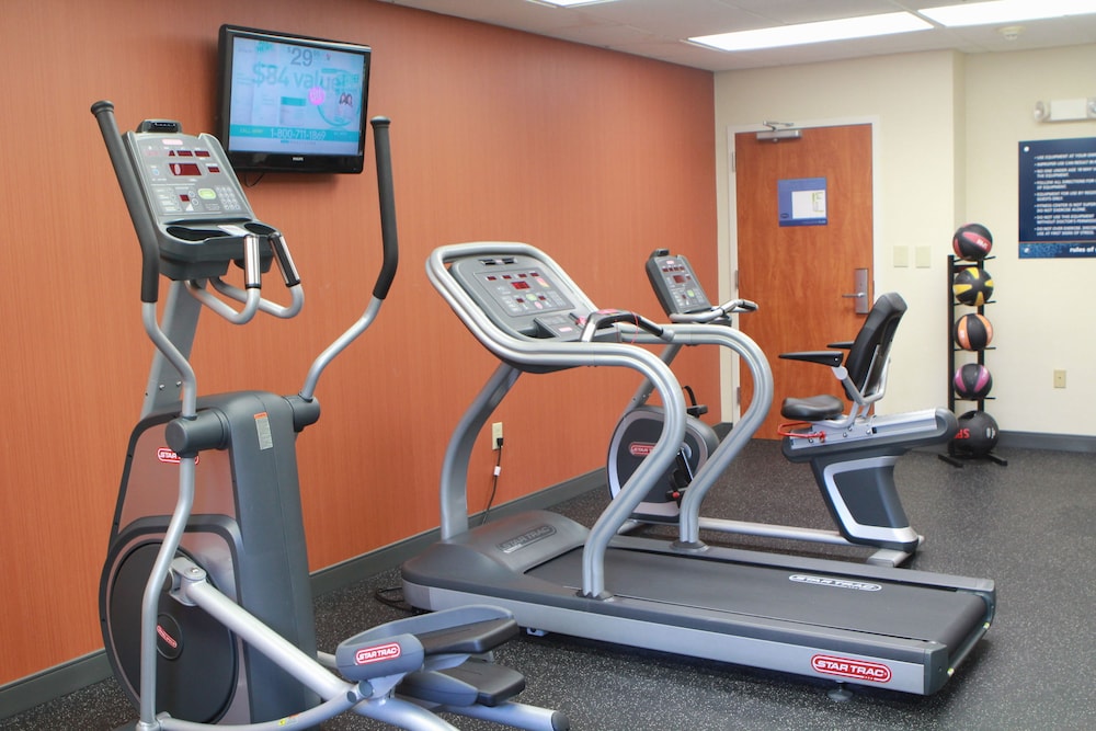 Hampton Inn Beaumont - photo 21