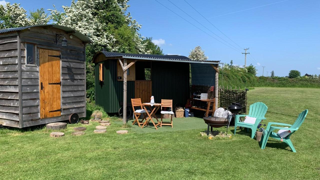 Willowdene shepherds hut in Oswestry, United Kingdom