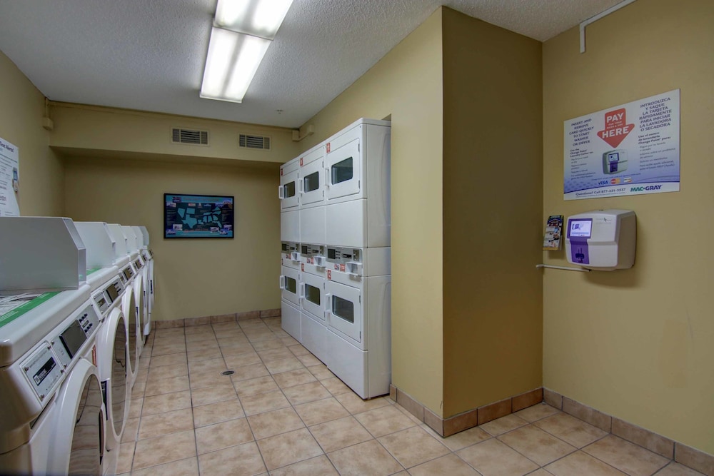 InTown Suites Extended Stay Atlanta GA Marietta Town Center - photo 26