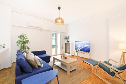 Athenian Getaway Near To Acropolis Greecing — 4-Star Luxury Hotel in Athens, Greece