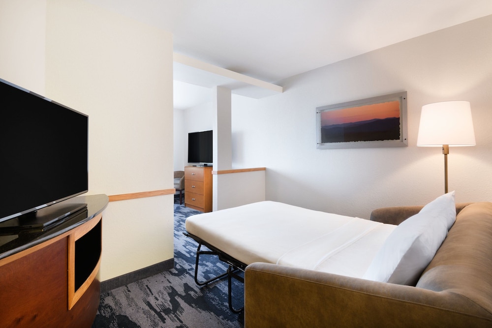 Fairfield Inn & Suites by Marriott Fort Pierce - photo 10