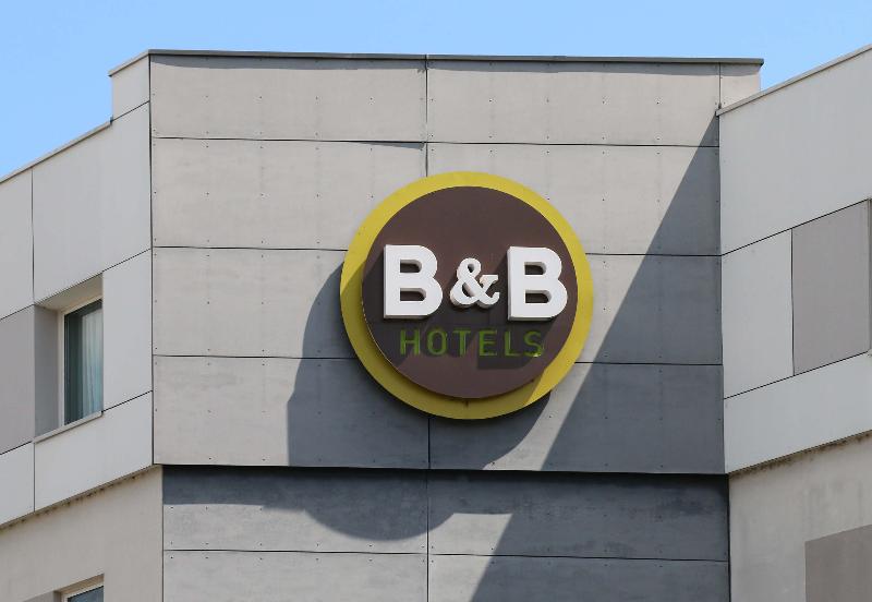 B&B Hotel Reims Centre Gare in Reims, France