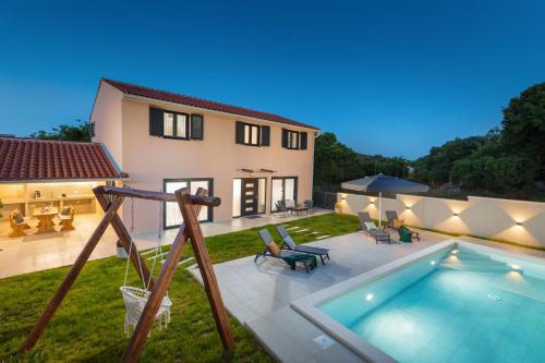 Villa Nodus — 4-Star Luxury Hotel in Bale, Croatia