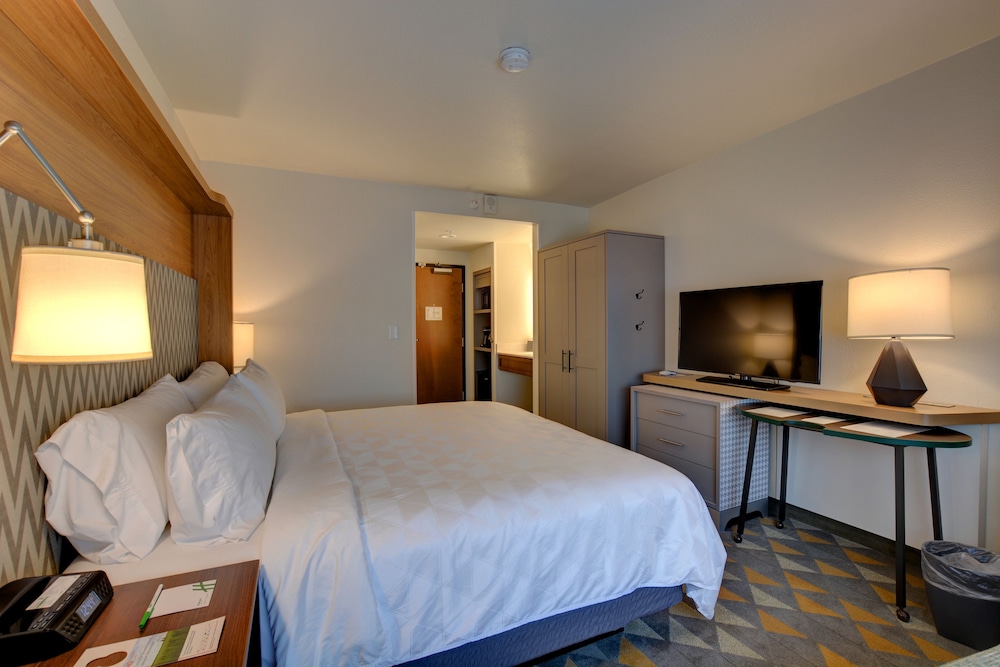 Holiday Inn Salem an IHG Hotel - photo 14