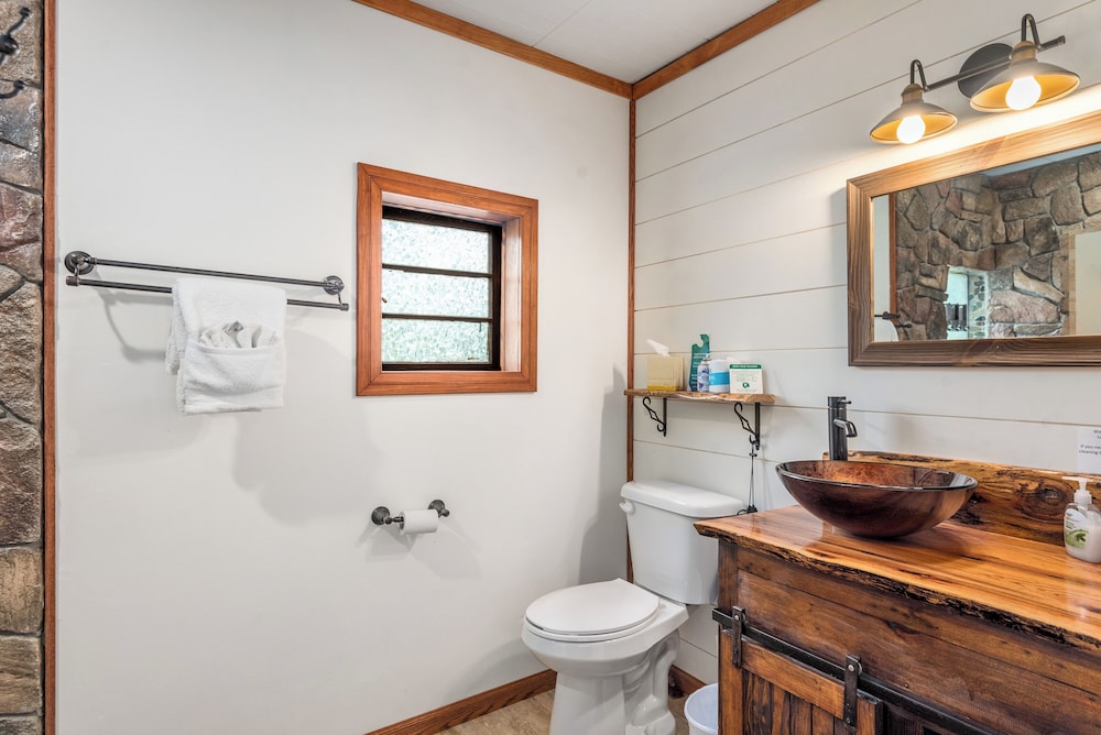 Tall Pines Inn - photo 122