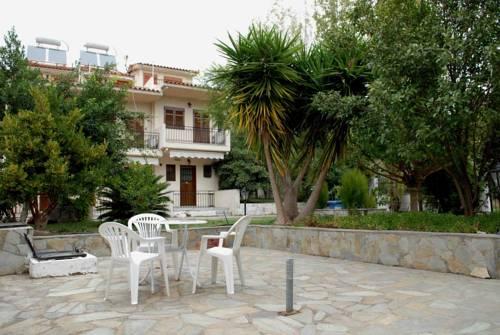 Stathopoulos Apartments — 4-Star Luxury Hotel in Leonidio, Greece