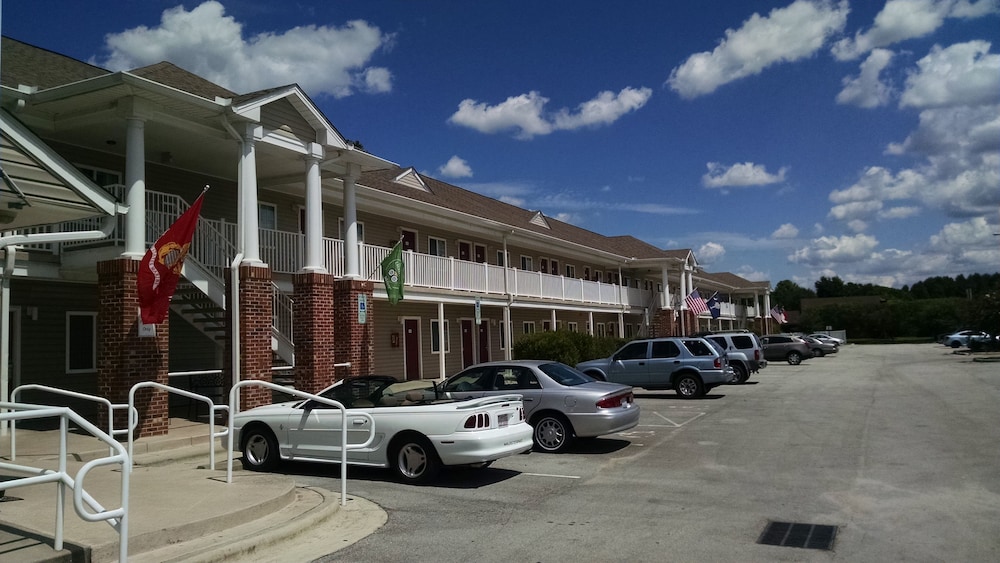 Affordable Suites of America - photo 22