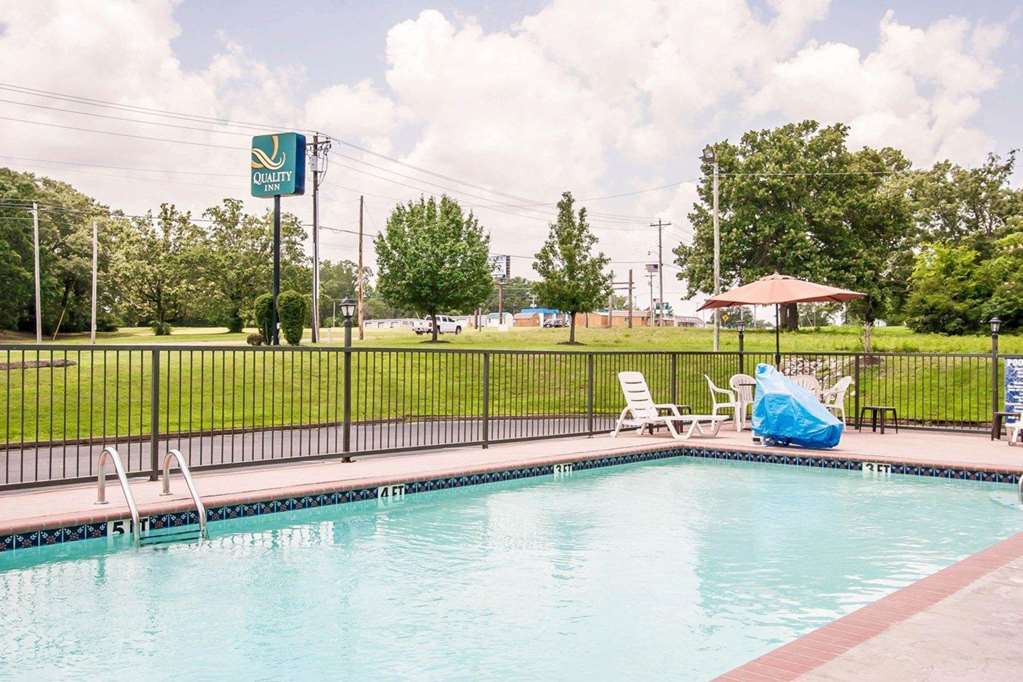Quality Inn Savannah South - photo 23