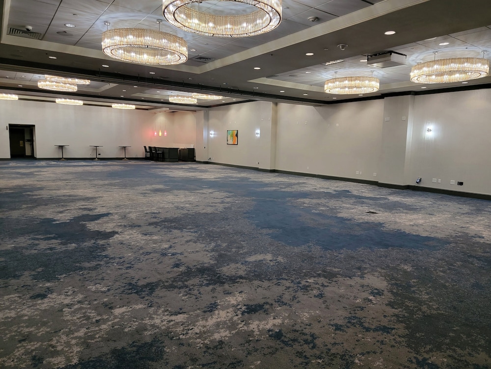 Crowne Plaza Dallas Downtown by IHG - photo 36