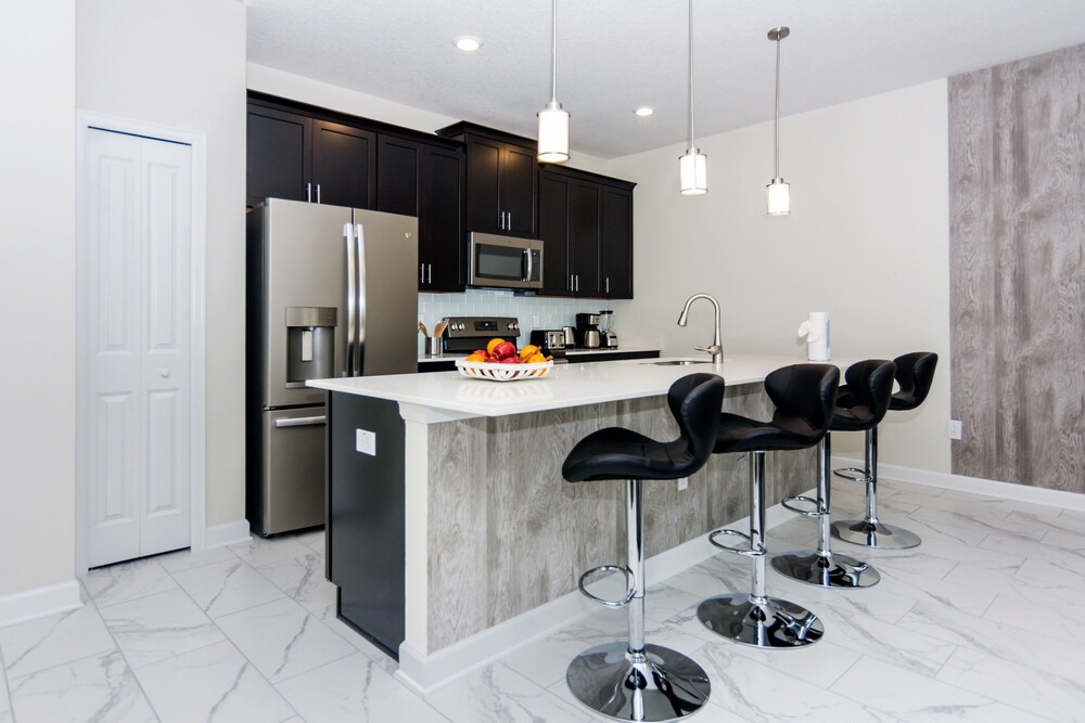 5 Bedrooms 4 Bathrooms Storey Lake 2373 Rt - featured photo