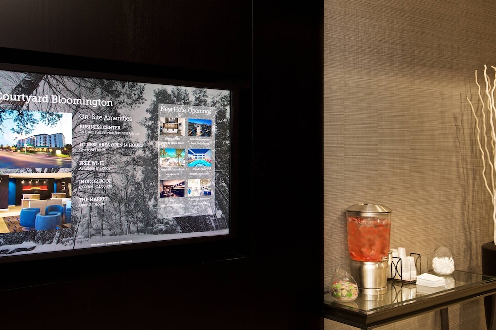 Courtyard by Marriott Bloomington - photo 32
