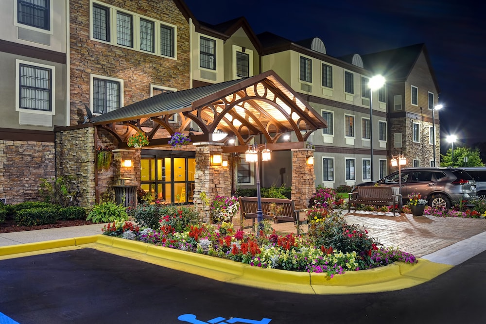 Staybridge Suites Grand Rapids Kentwood by IHG - photo 42