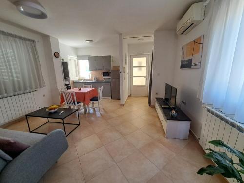 Apartman Petra — 4-Star Luxury Hotel in Zadar, Croatia