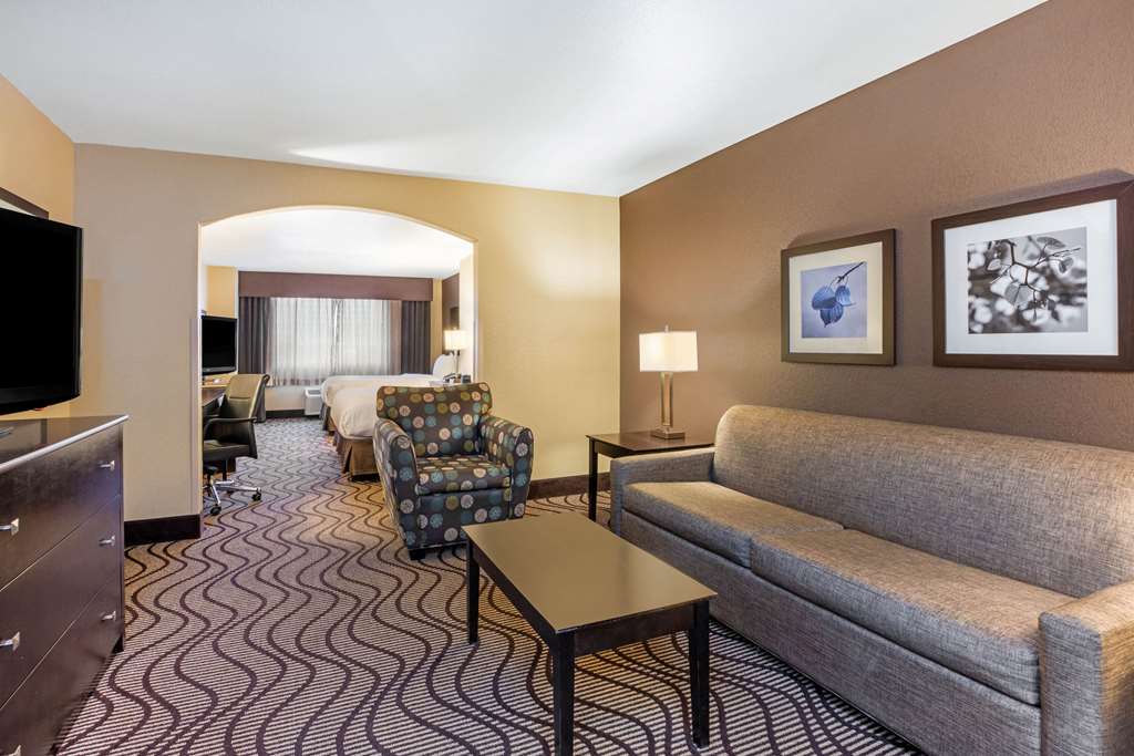 La Quinta Inn & Suites by Wyndham Meridian Boise West - photo 25
