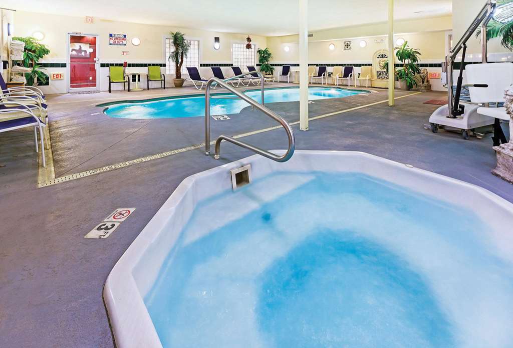 La Quinta Inn & Suites by Wyndham Dalhart - photo 13