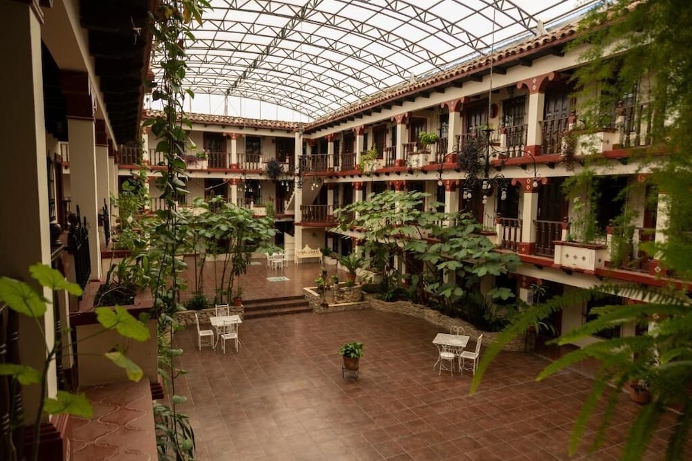 Hotel D Monica