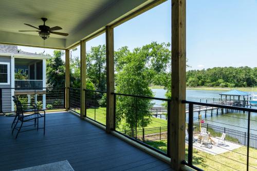 Waterway Haven by Oak Island Accommodations - photo 13