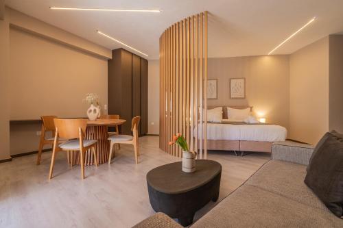 Elegant Suite Syntagma A2 — 4-Star Luxury Hotel in Athens, Greece