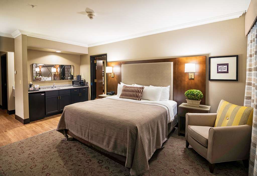 Best Western Premier Helena Great Northern Hotel - photo 32
