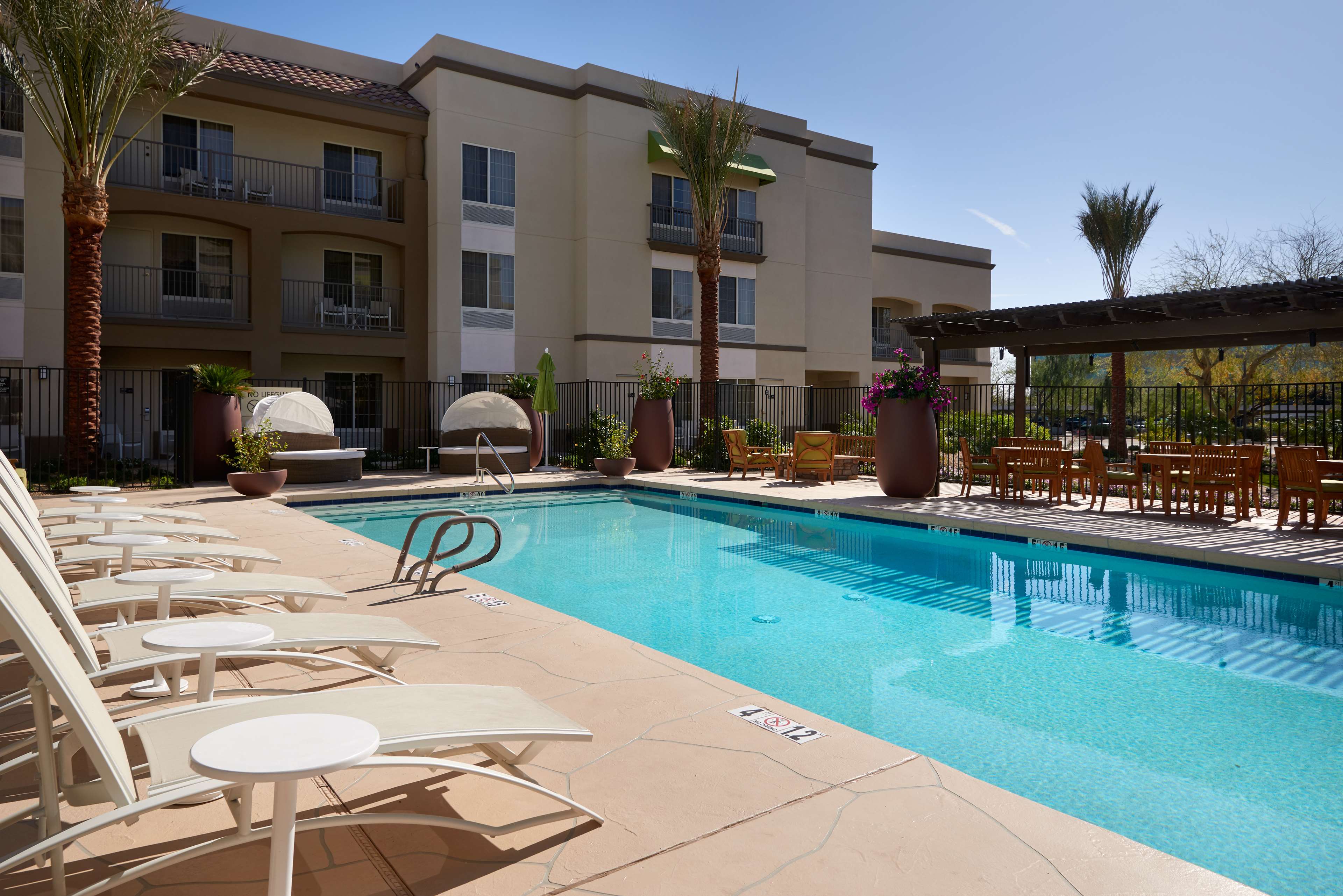 Hampton Inn & Suites Phoenix Scottsdale - photo 8