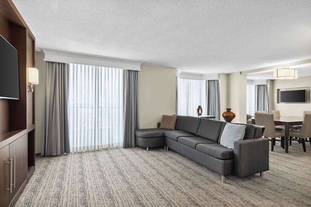 Hampton Inn & Suites Downers Grove Chicago - photo 25