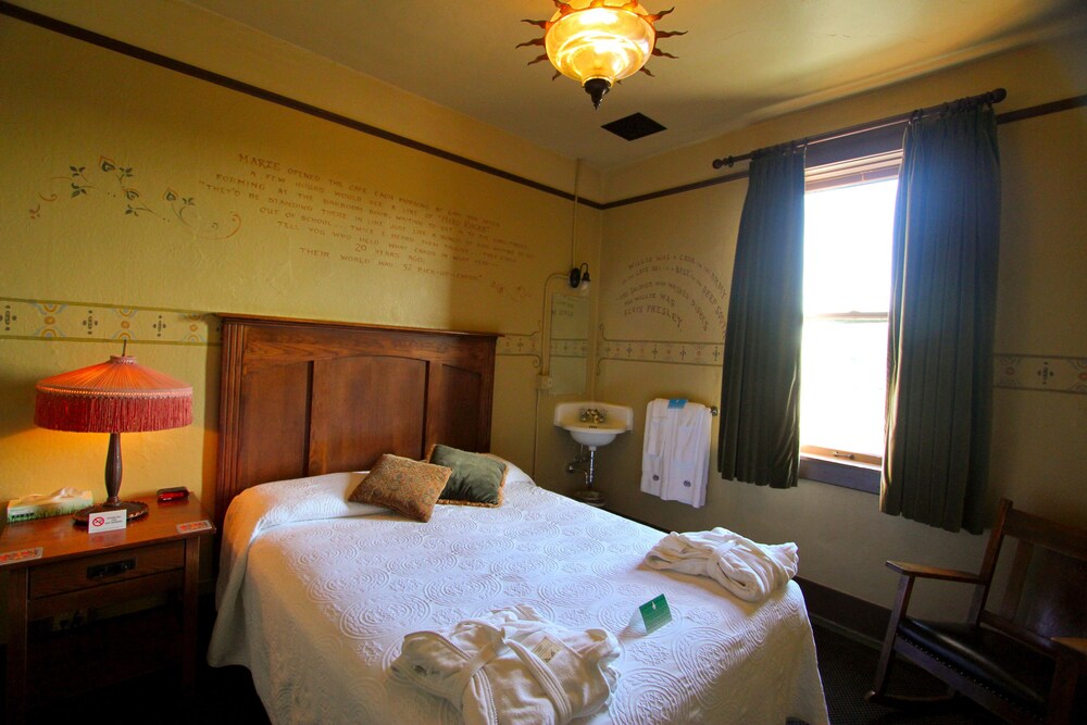 McMenamins Olympic Club - photo 9