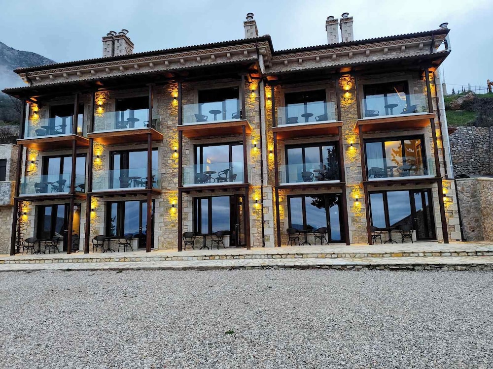 Evita BelleVue in Arachova, Greece