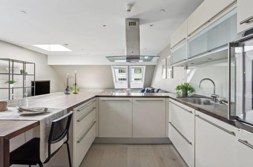 Fløyen Lux Apartment — 4-Star Luxury Hotel in Bergen, Norway