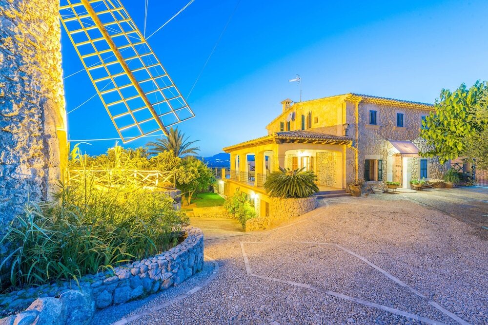 Moli De Can Porret - carbon neutral hotel in Campanet