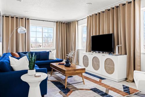 Bright & Modern Retreat King Beds Sloans Lake — 4-Star Luxury Hotel in Denver, United States