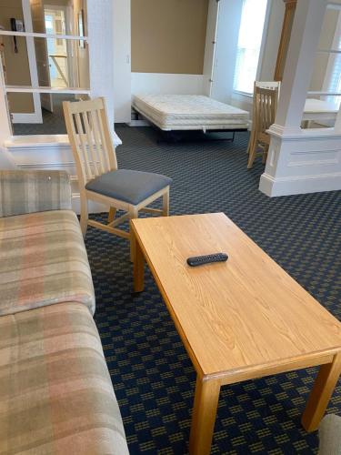 The Admiral Hotel Motel - photo 96