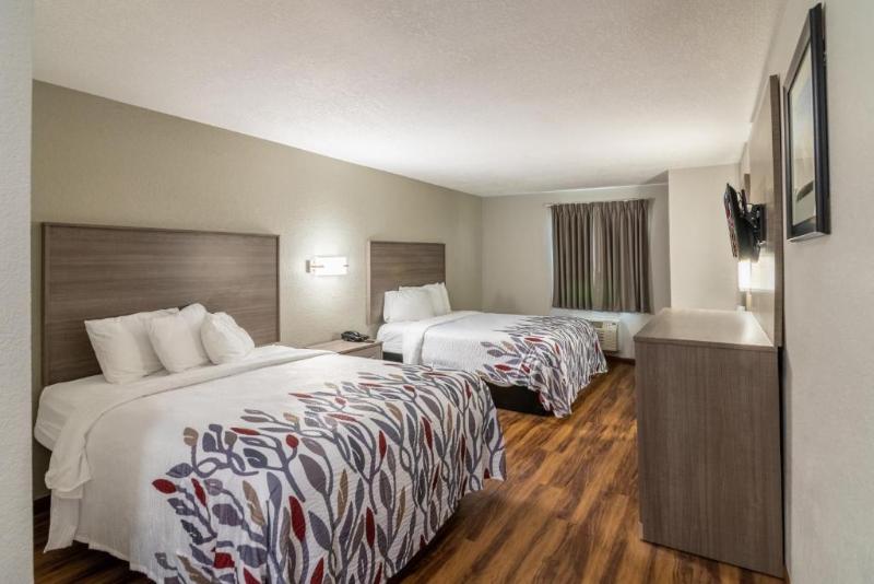 Red Roof Inn & Suites Pensacola NAS Corry - photo 20