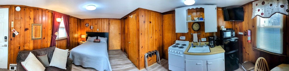 Riverside Motel - photo 33