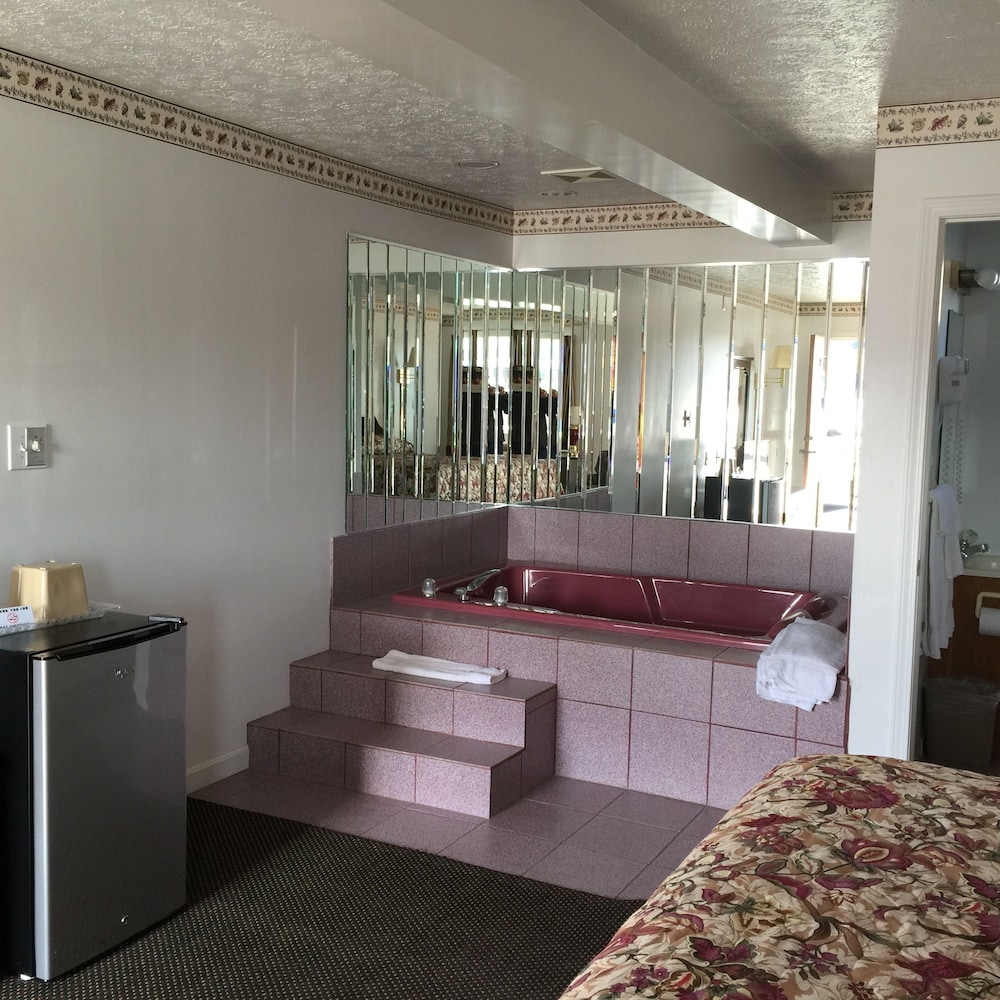 Valley Motel Pittsburgh - photo 25