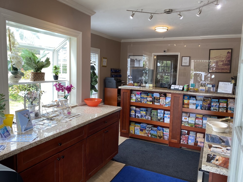 Bide A Wee Inn - photo 3