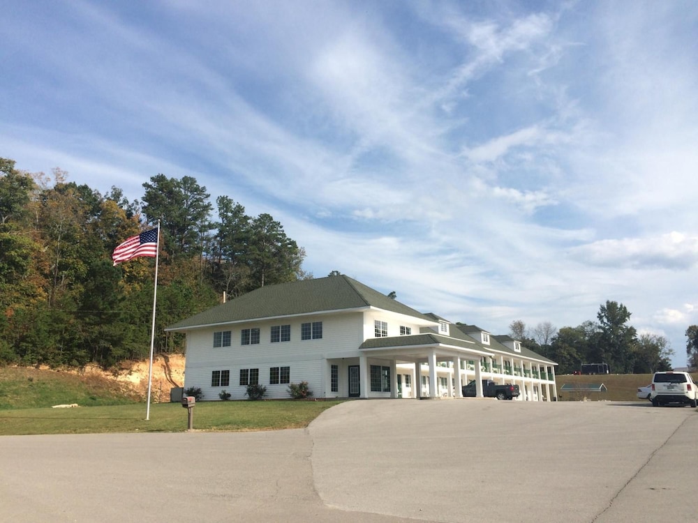 Hurricane Inn - photo 26