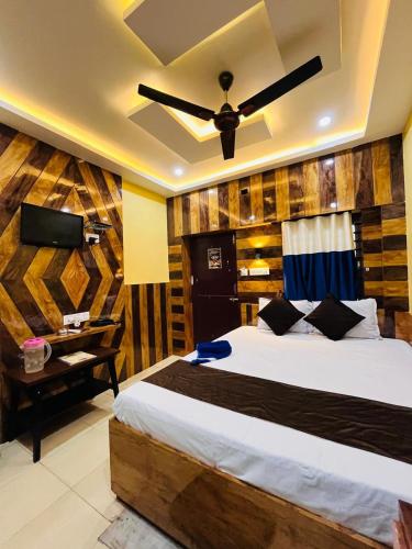 Hotel Holiday Home — Digha