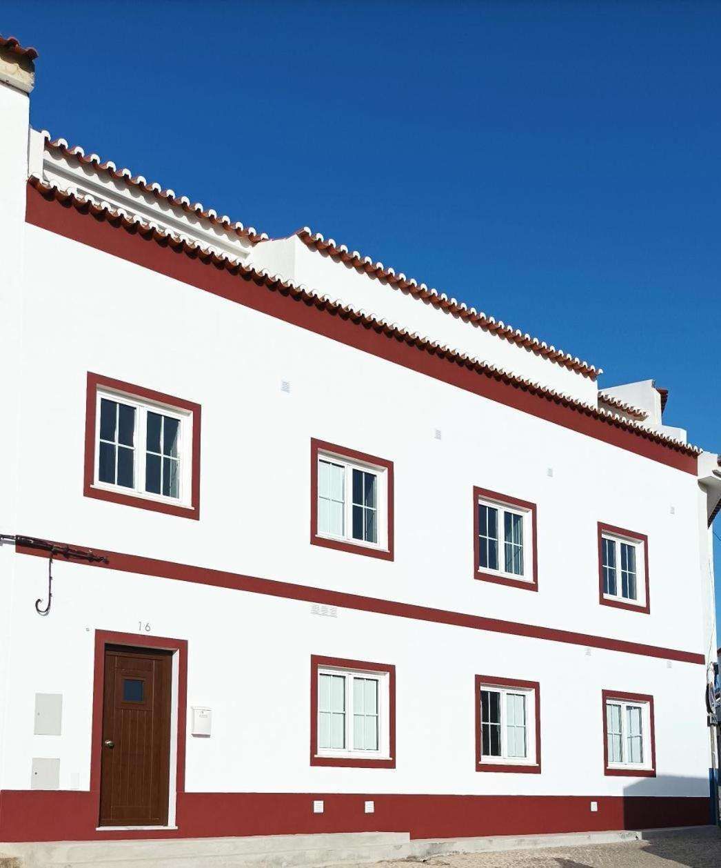 SulSeixe Guesthouse — 4-Star Luxury Hotel in Aljezur, Portugal