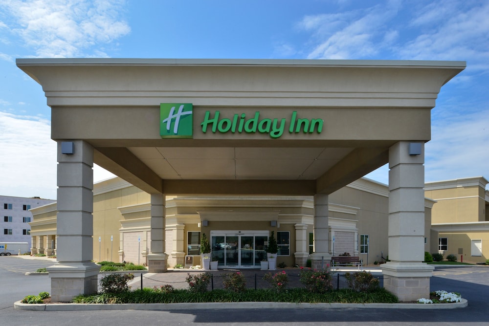 Holiday Inn Martinsburg an IHG Hotel - featured photo