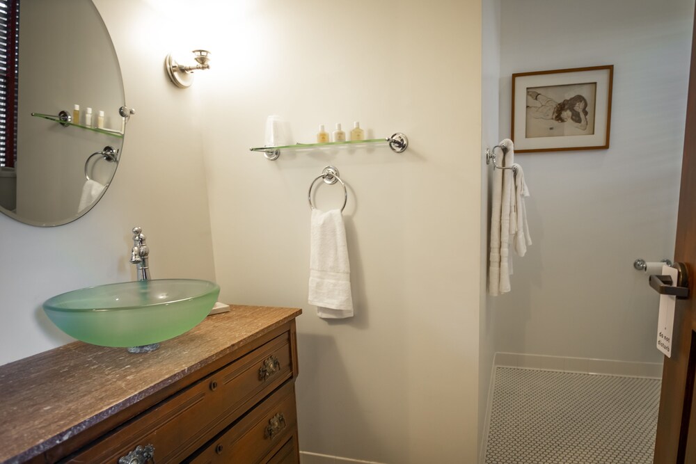 The Hackett Hotel - photo 23