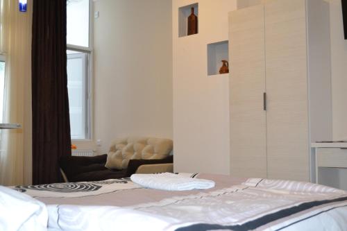 Family Apartment In Avlabari