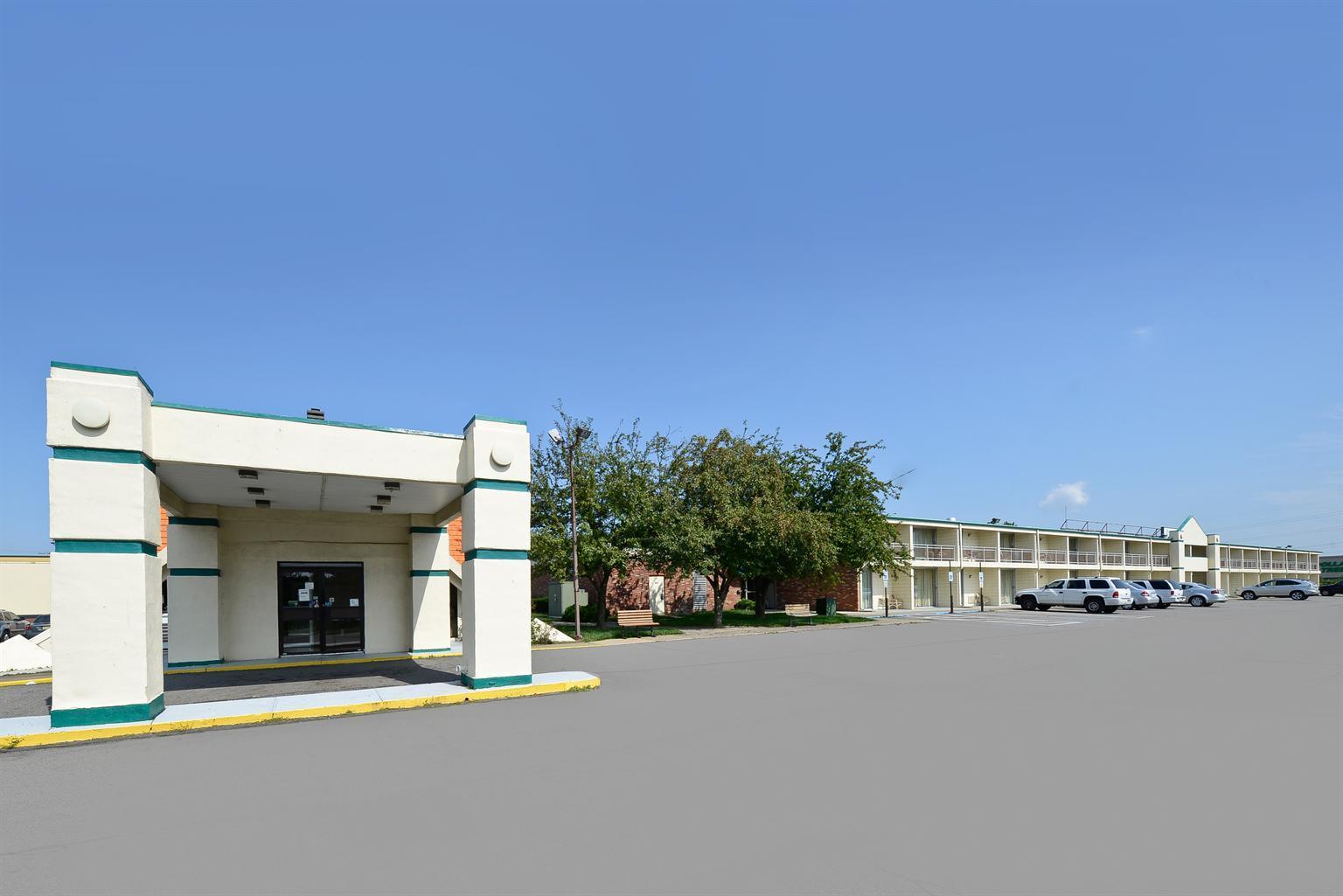 Americas Best Value Inn Phillipsburg - photo 6